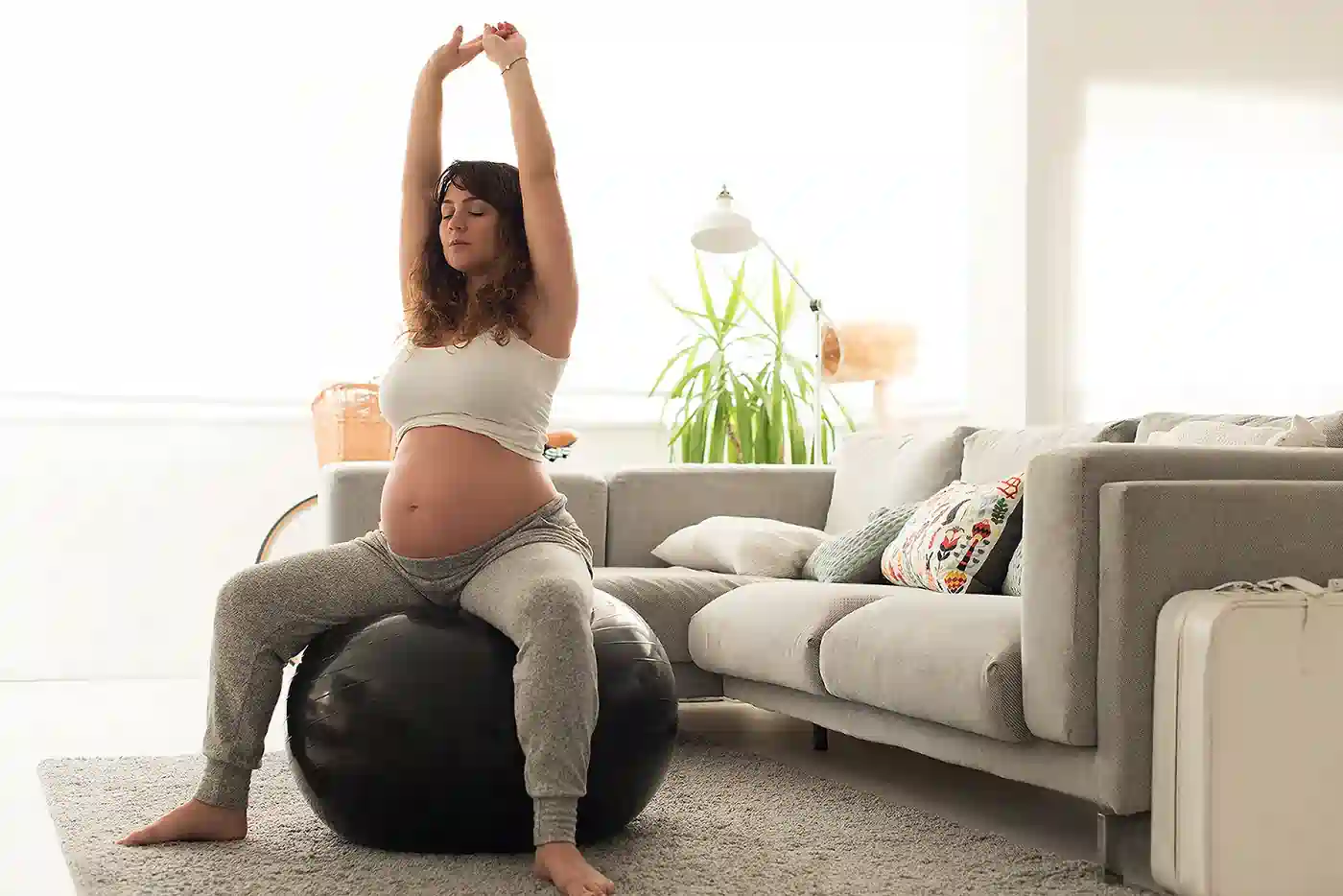 How to Support Your Core Safely During Pregnancy Telford